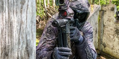 Pros and cons of playing magfed paintball with doubled magazines (CF20 mags especially)