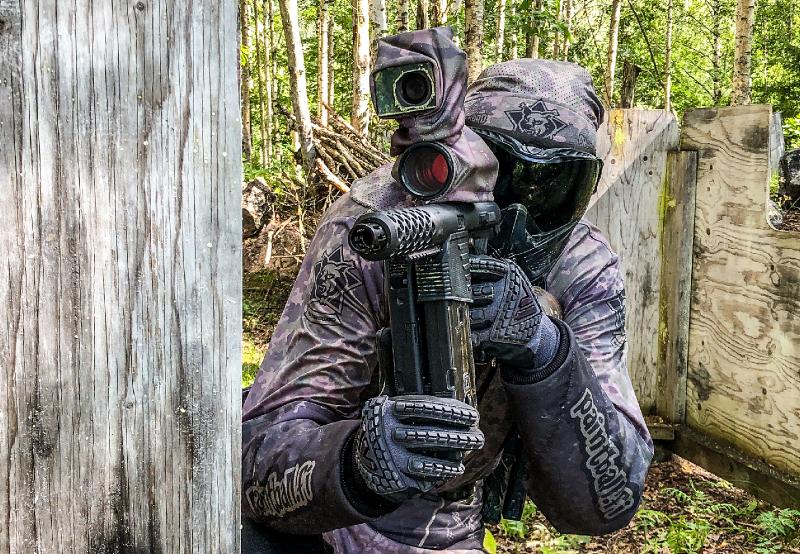 Pros and cons of playing magfed paintball with doubled magazines (CF20 mags especially)